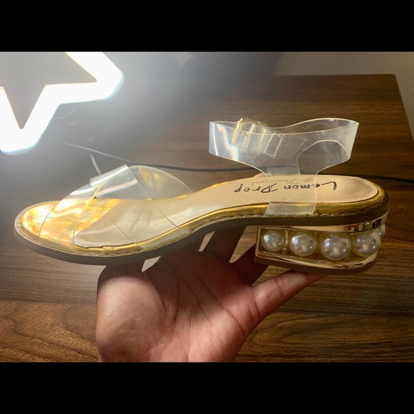 Pearl Sandals 💫 Make An Offer 😊 - Picture 3 of 7